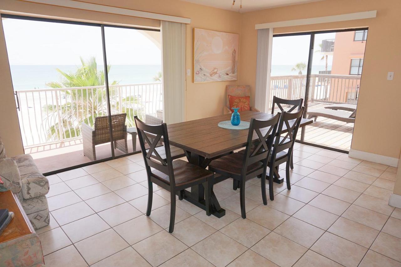 Redington Surf Resort By Travel Resort Services St. Pete Beach Exterior foto