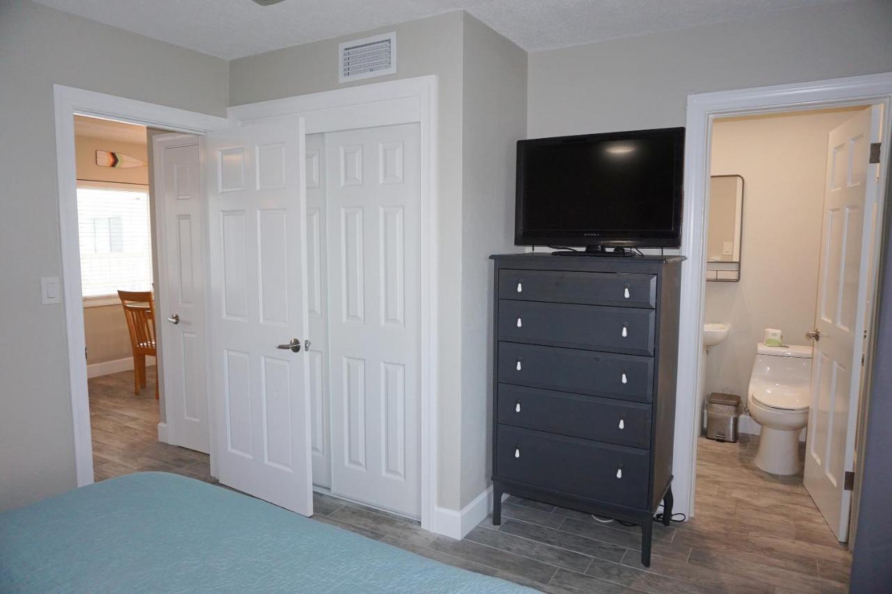 Redington Surf Resort By Travel Resort Services St. Pete Beach Exterior foto